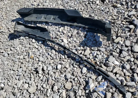 2017 Chevrolet Silverado C1500 Lt from USA, damaged, VIN 1GCRCREC8HZ261339